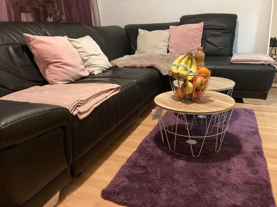 Toll Apartment Am Rhein Netflix Internet 1000 Mbits, Free Parking Duisburg Buitenkant foto
