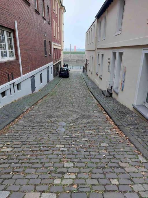 Toll Apartment Am Rhein Netflix Internet 1000 Mbits, Free Parking Duisburg Buitenkant foto